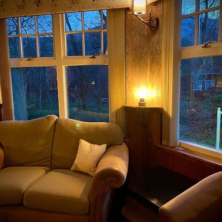 Glen Clova Hotel & Luxury Lodges Millton of Clova Exteriör bild