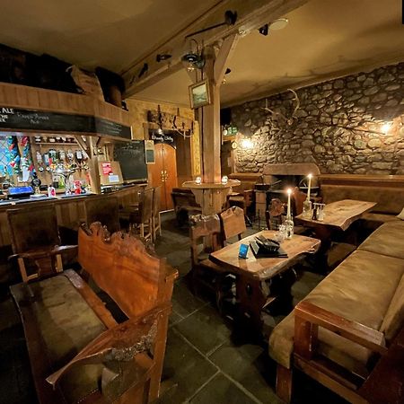 Glen Clova Hotel & Luxury Lodges Millton of Clova Exteriör bild
