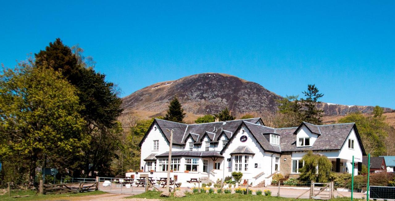 Glen Clova Hotel & Luxury Lodges Millton of Clova Exteriör bild