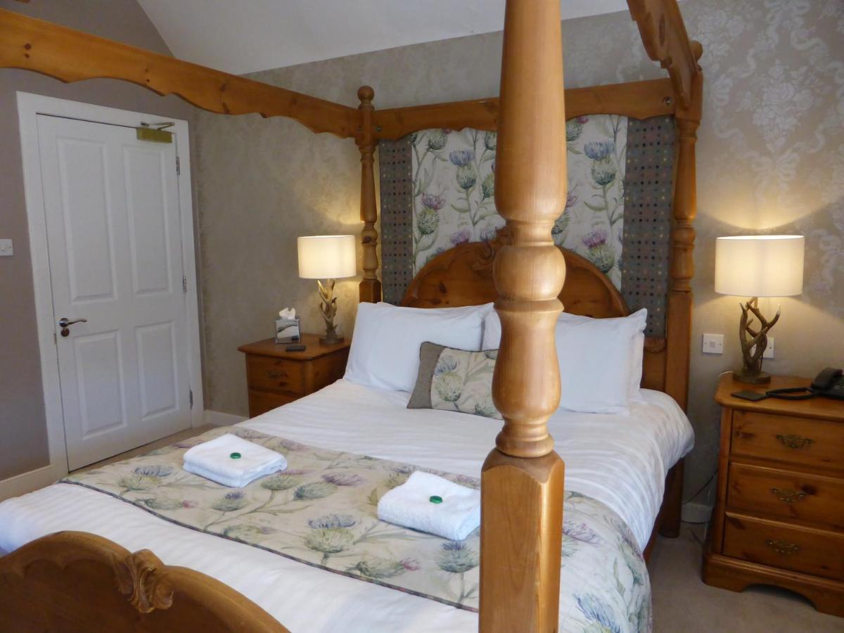 Glen Clova Hotel & Luxury Lodges Millton of Clova Exteriör bild